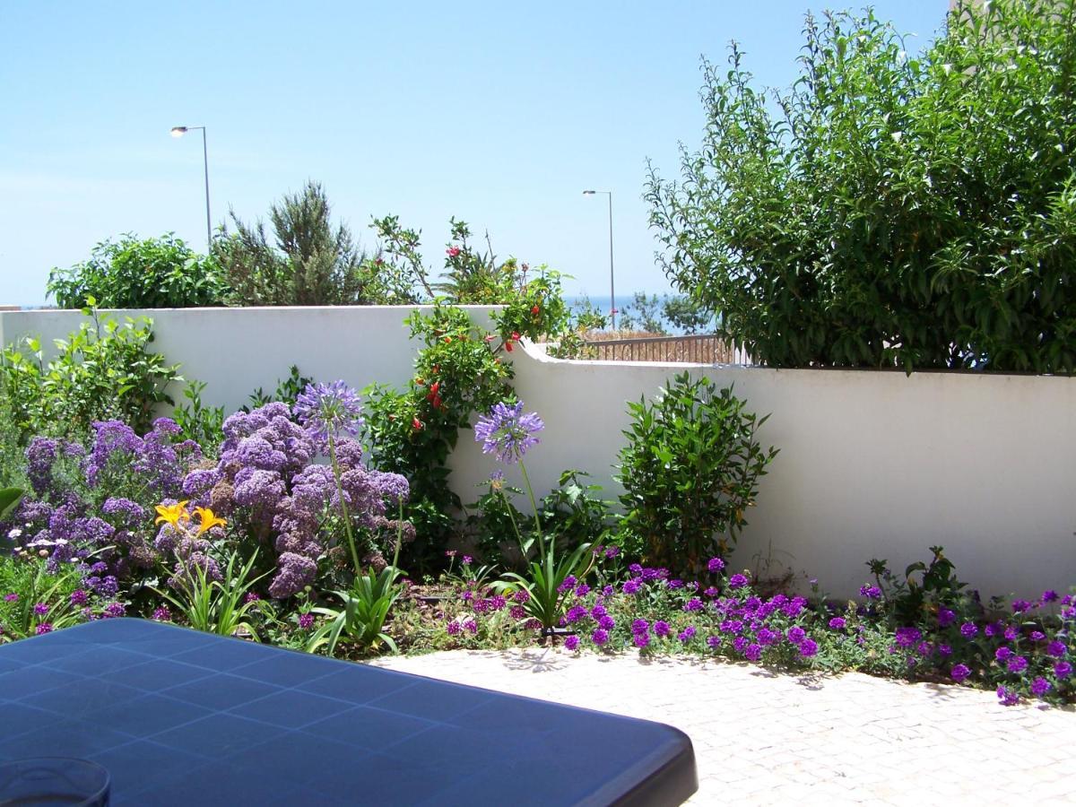 Esti Chamaco - Lagos Exterior photo